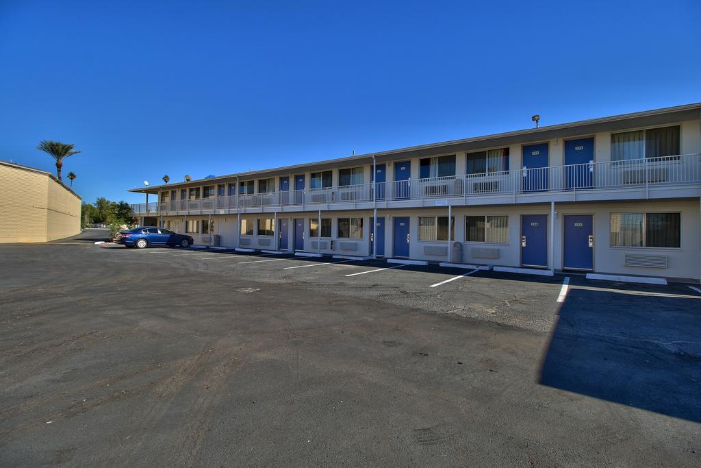 Motel 6-Youngtown, Az - Phoenix - Sun City Zewnętrze zdjęcie