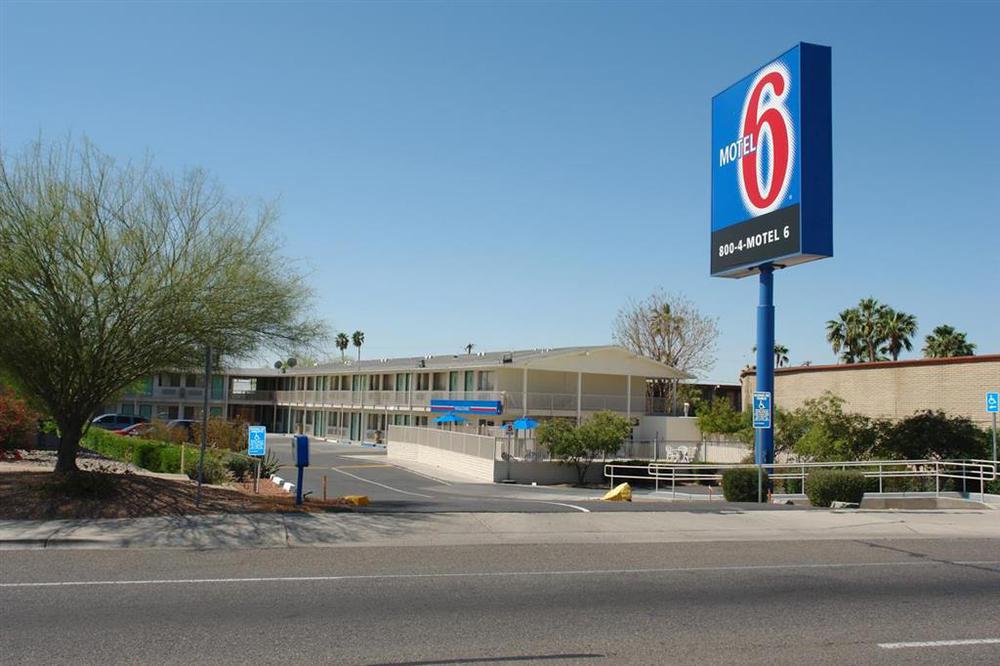 Motel 6-Youngtown, Az - Phoenix - Sun City Zewnętrze zdjęcie