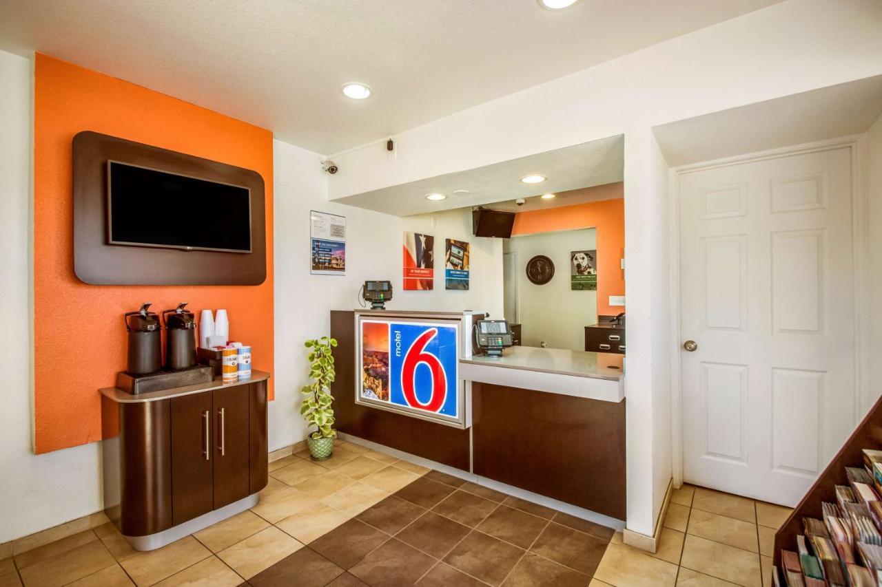 Motel 6-Youngtown, Az - Phoenix - Sun City Zewnętrze zdjęcie