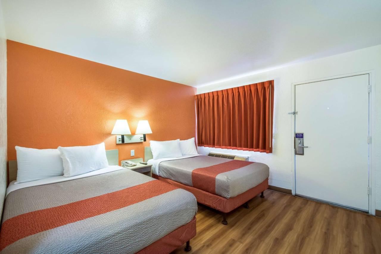 Motel 6-Youngtown, Az - Phoenix - Sun City Zewnętrze zdjęcie