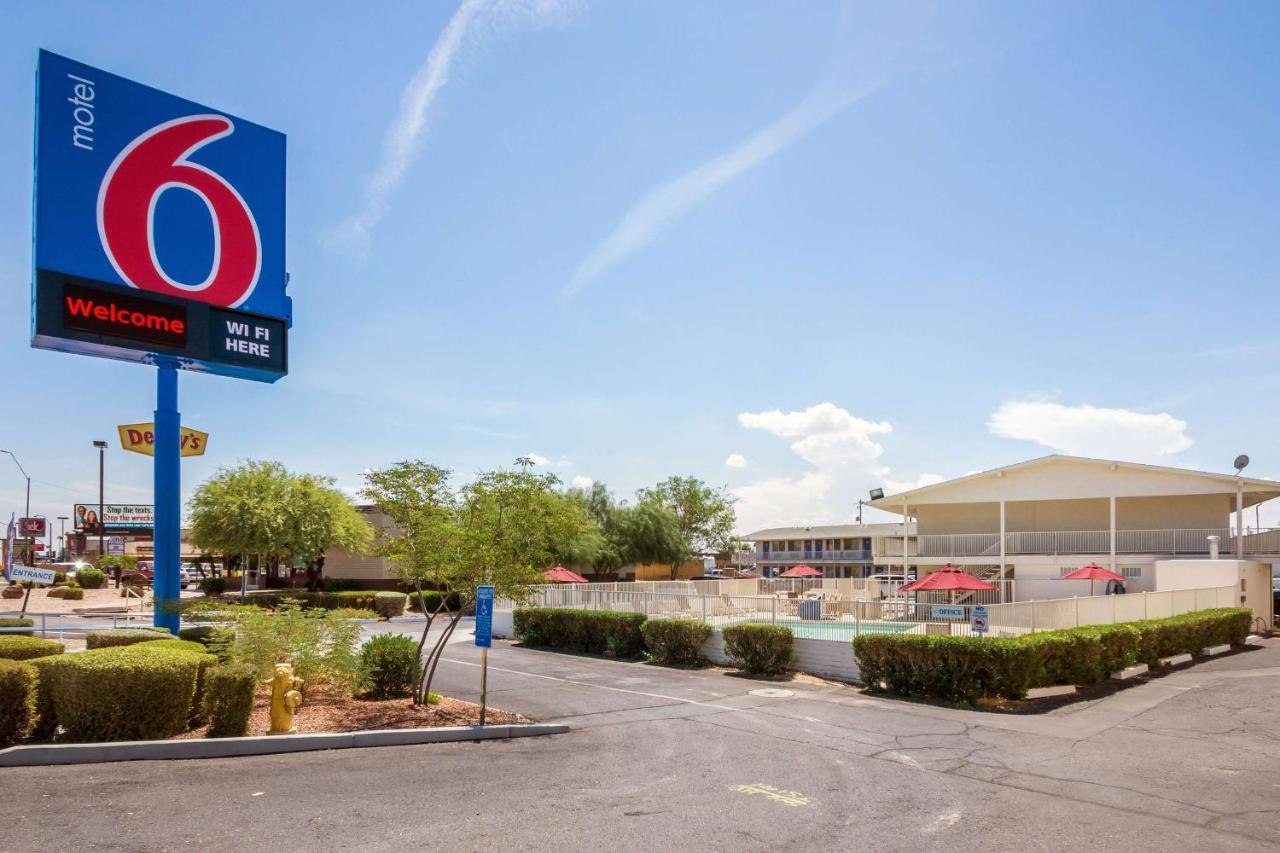 Motel 6-Youngtown, Az - Phoenix - Sun City Zewnętrze zdjęcie